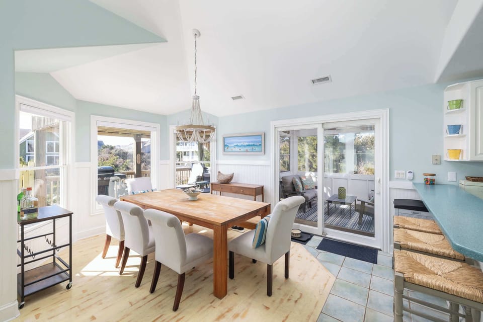 Sunny Dining Area