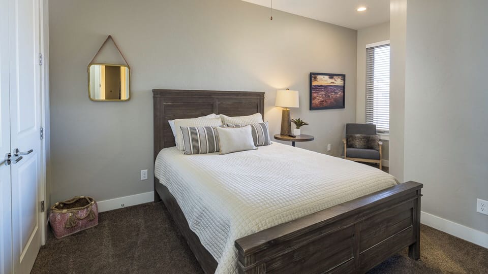 Guest Queen Bedroom 2