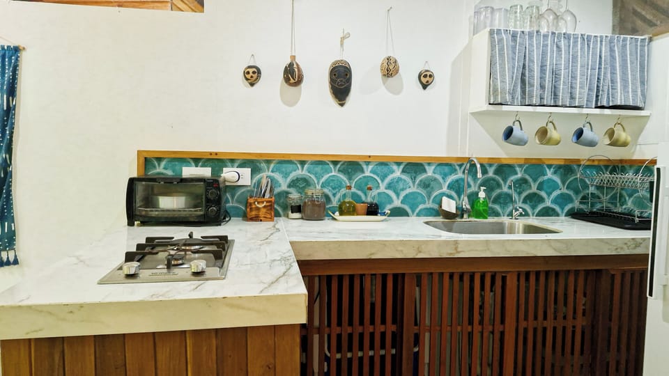 House, 3 Bedrooms, Garden View | Private kitchen