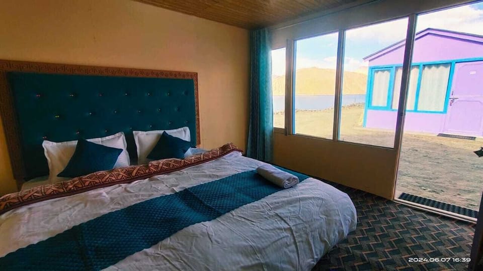 1 bedroom, laptop workspace, WiFi (free)