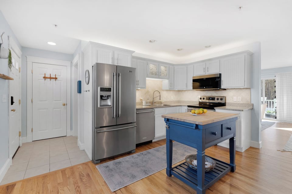 Kitchen dinning area