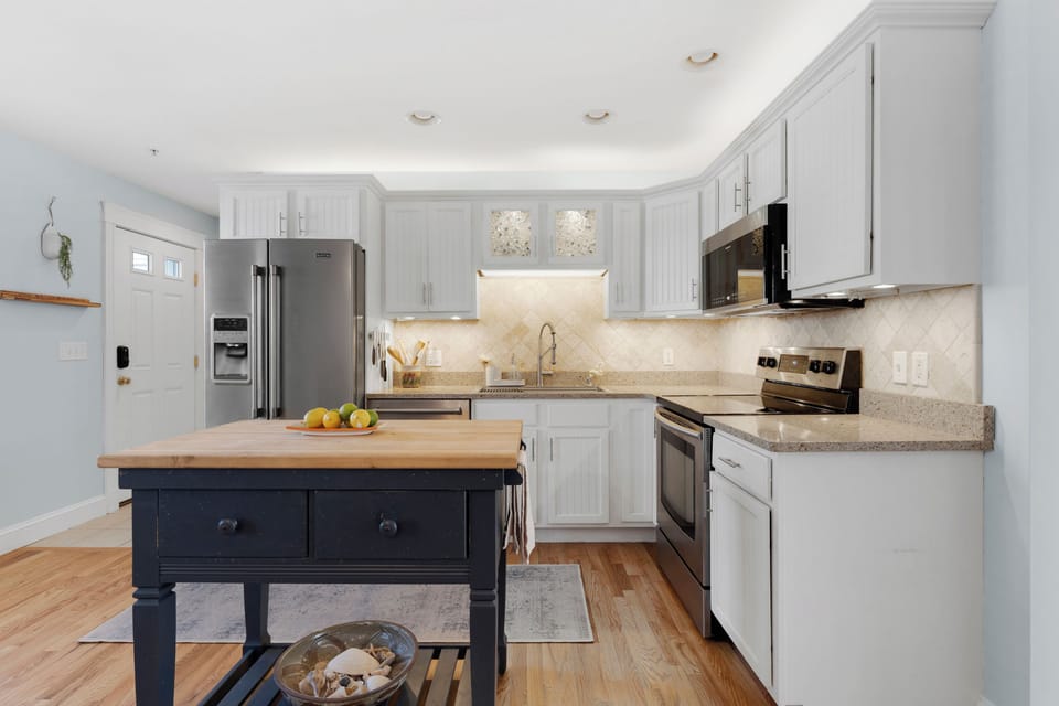 Kitchen dinning area