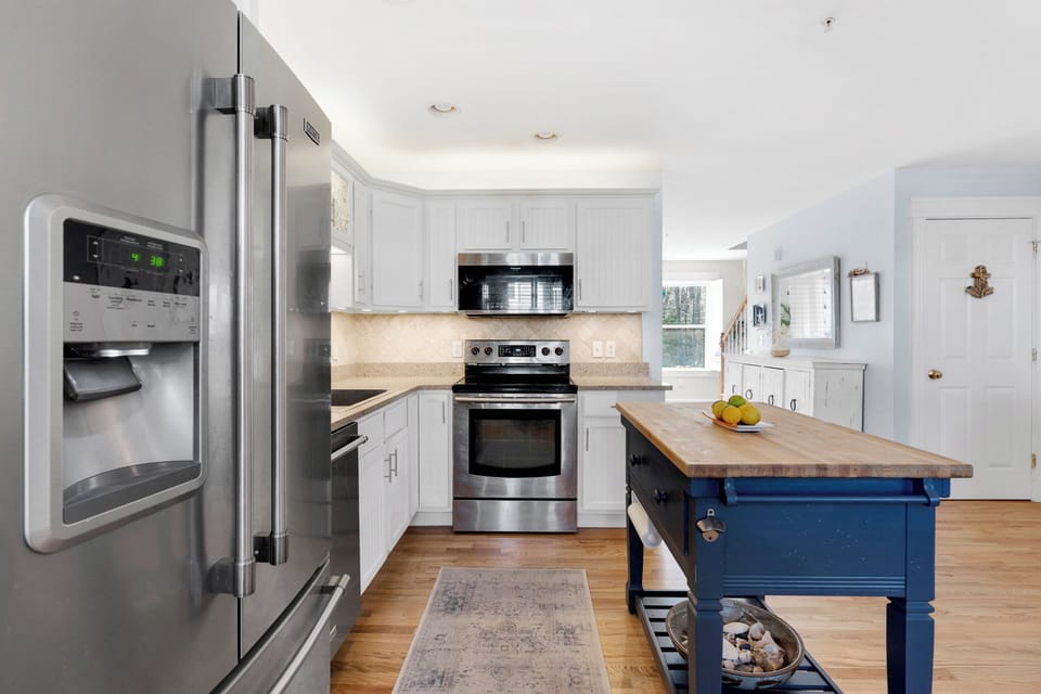 Kitchen dinning area