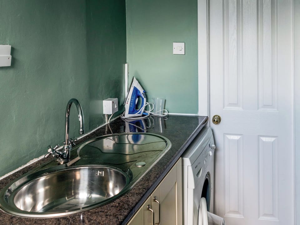 Utility room | Littlebay Apartment, Oban