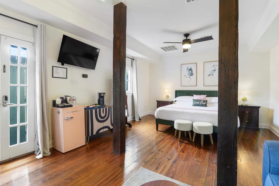 King Bed and Furnishings of the Shorty Guest House