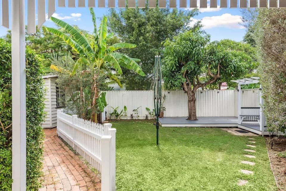 Fully fenced grass backyard... 