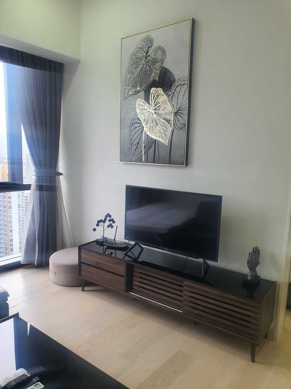 Luxury Penthouse, City View | Living area | Flat-screen TV
