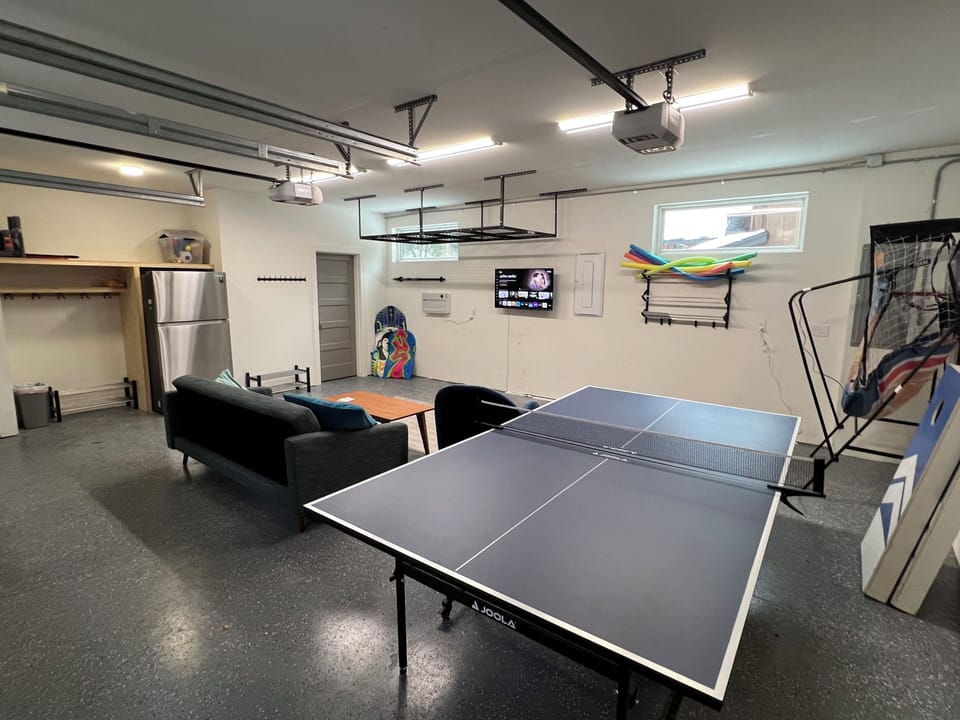 Garage Game room