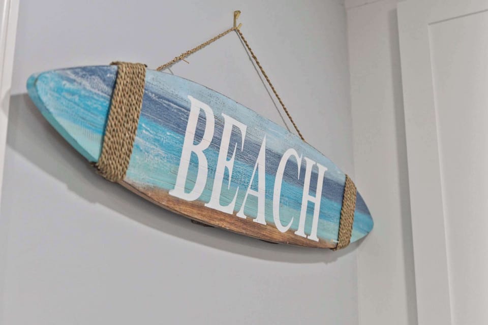 Just a few blocks from the beach!