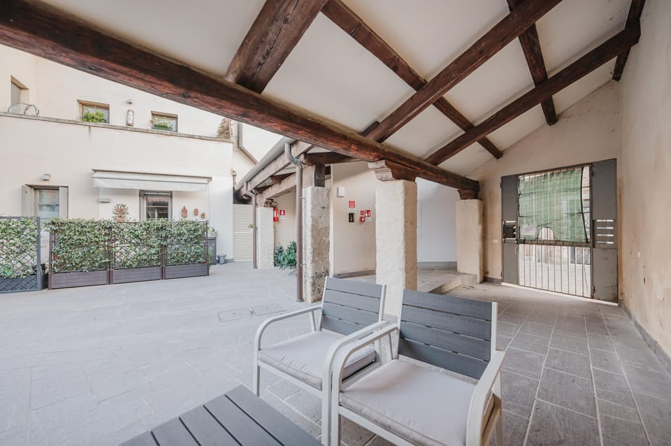 Comfort Condo | Terrace/patio