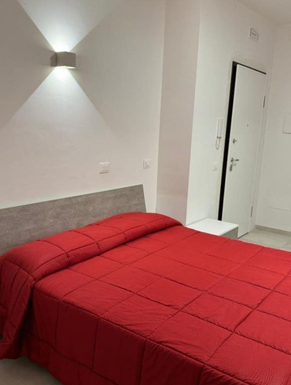 Comfort Double Room | Soundproofing, WiFi (free)