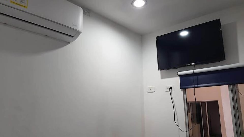 Classic Room, 1 Bedroom, Non Smoking | Premium bedding, free WiFi, bed sheets