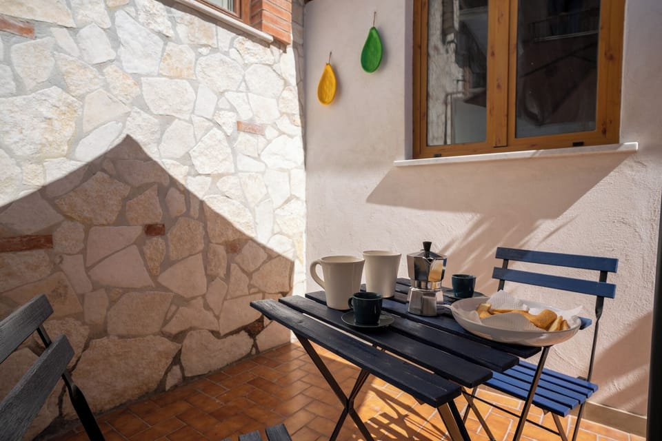 Apartment | Terrace/patio
