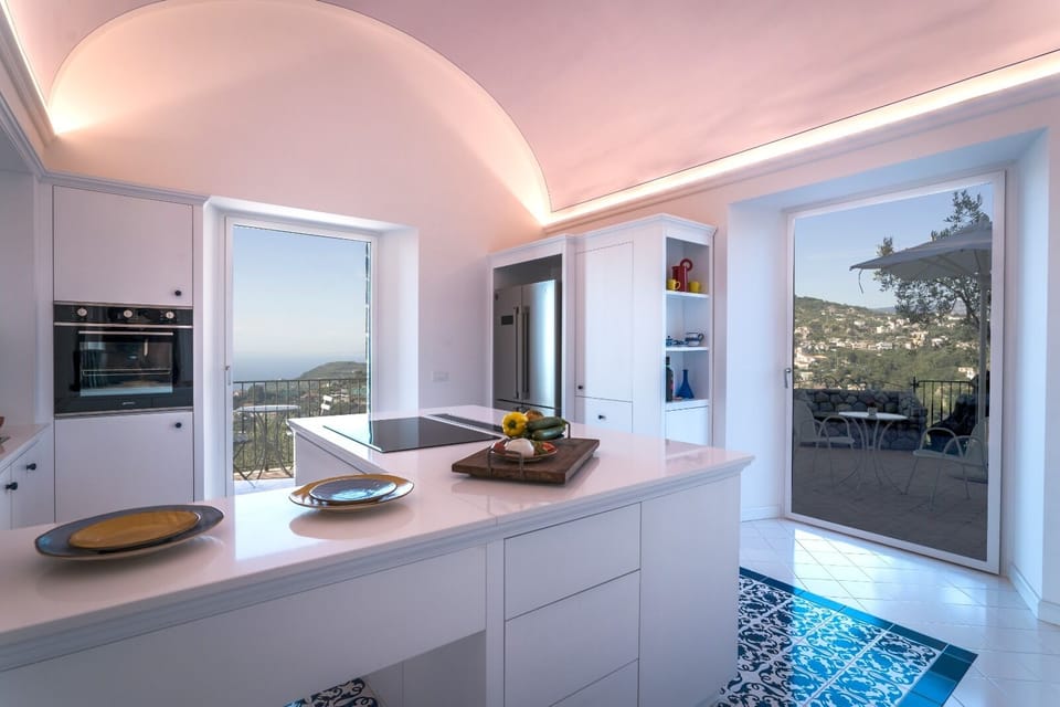 Luxury Villa | Private kitchen | Fridge, microwave, oven, stovetop