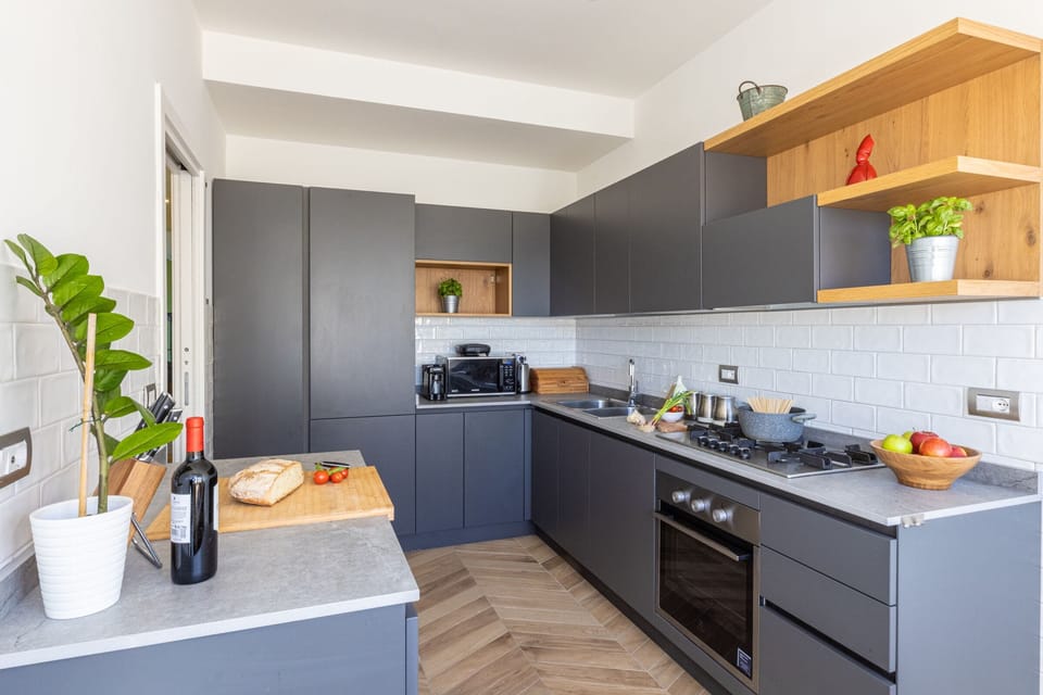 Apartment | Private kitchen | Fridge, oven, stovetop, dishwasher