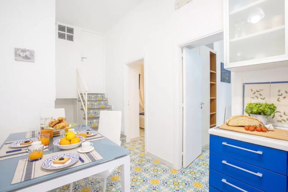 Apartment | Private kitchen | Coffee/tea maker, full-size fridge, microwave, stovetop