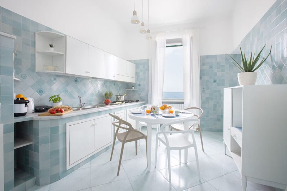 Apartment | Dining room