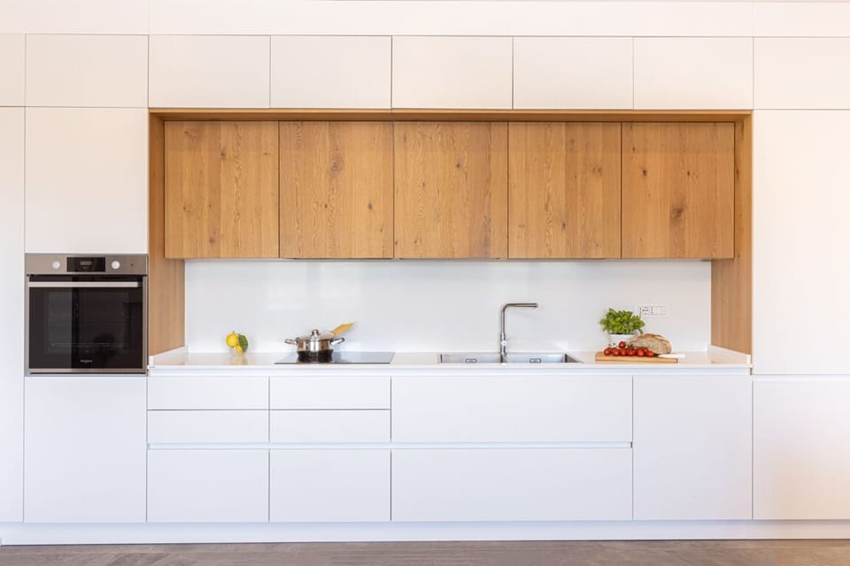 Apartment | Private kitchen | Fridge, oven, stovetop, dishwasher