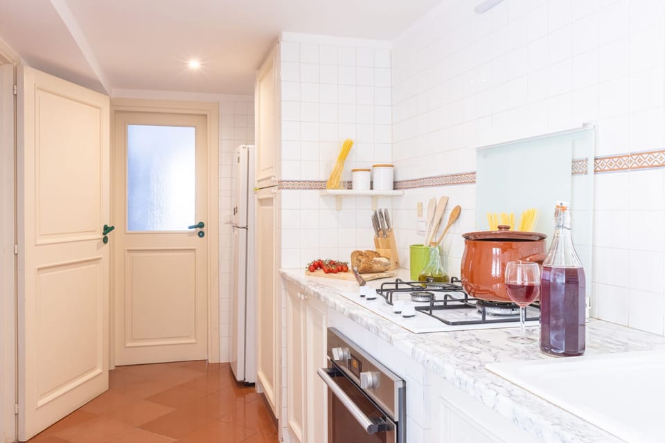 Apartment | Private kitchen | Full-size fridge, oven, stovetop, dishwasher