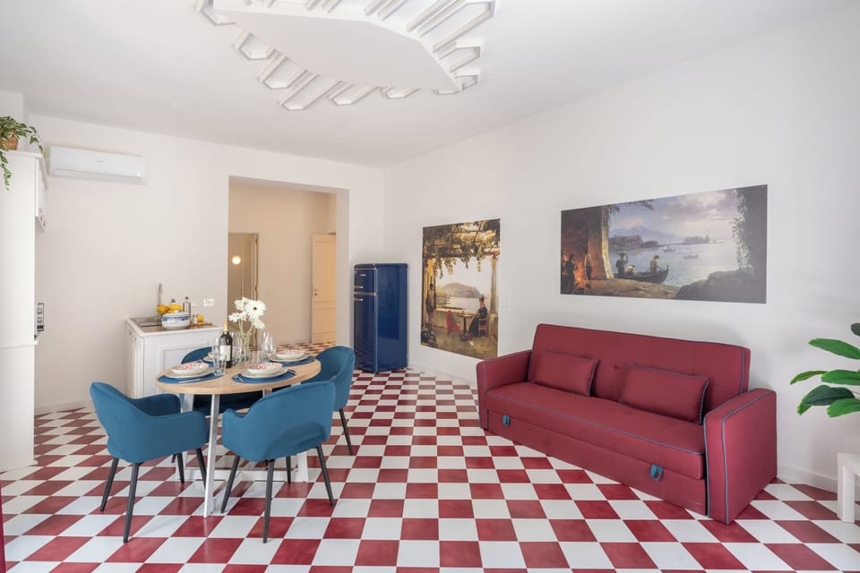Apartment | Living area | Smart TV, Netflix, books, streaming services