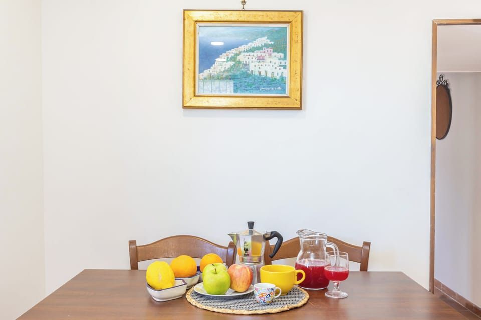 Villa | In-room dining