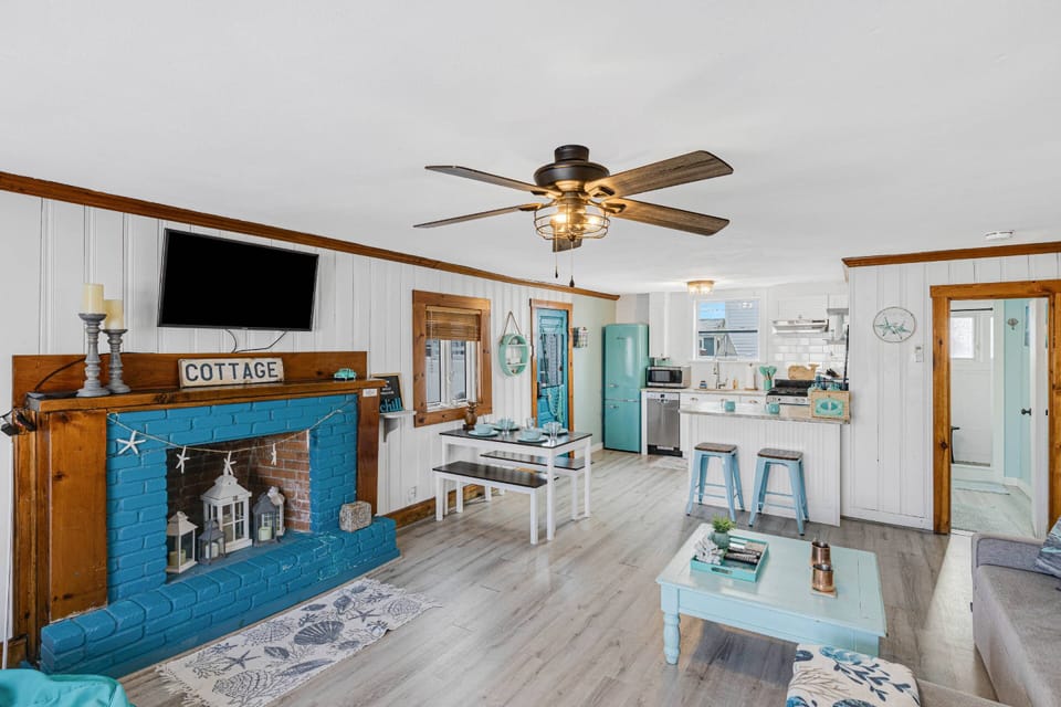 Family friendly fun – board games, books, and big screen TV!