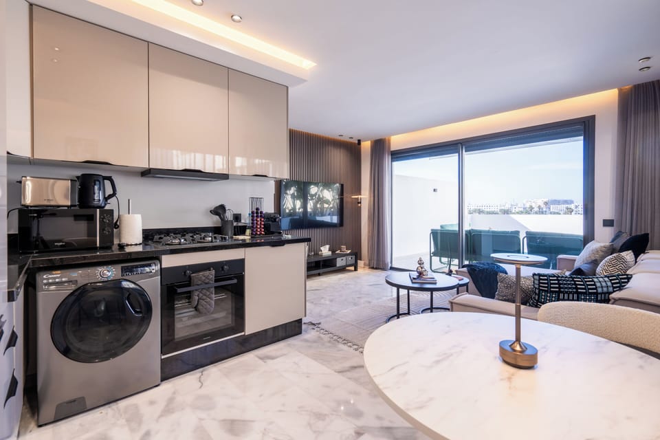 Luxury Apartment, City View | Private kitchen | Espresso maker, coffee/tea maker, electric kettle, toaster