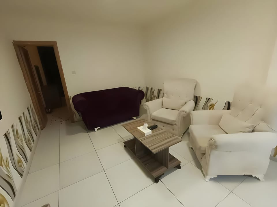 Suite, Private Bathroom, City View | Desk, laptop workspace, soundproofing, iron/ironing board