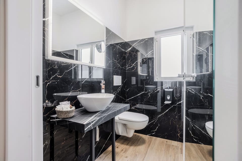 Suite Black Diamond | Soundproofing, free WiFi