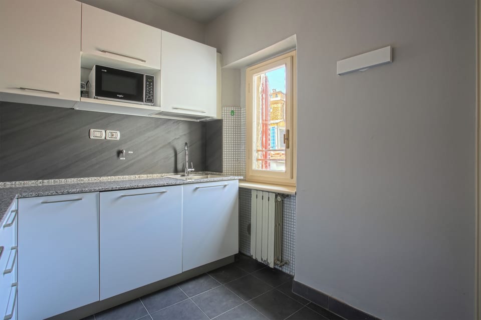 Condo | Private kitchen | Fridge, microwave, stovetop, dishwasher