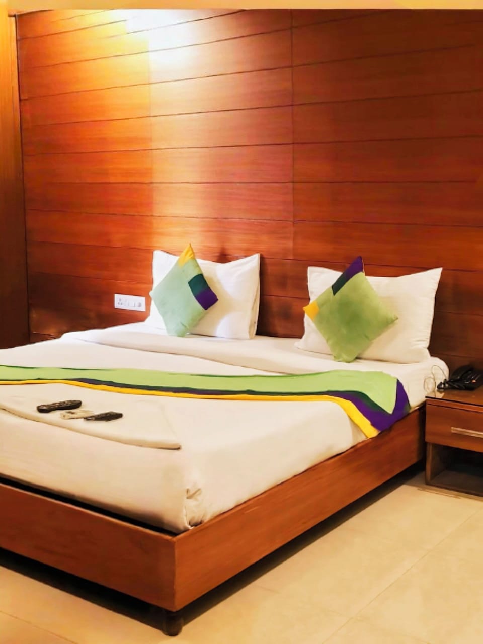 Deluxe Double Room, Balcony, City View | Egyptian cotton sheets, premium bedding, Select Comfort beds, minibar
