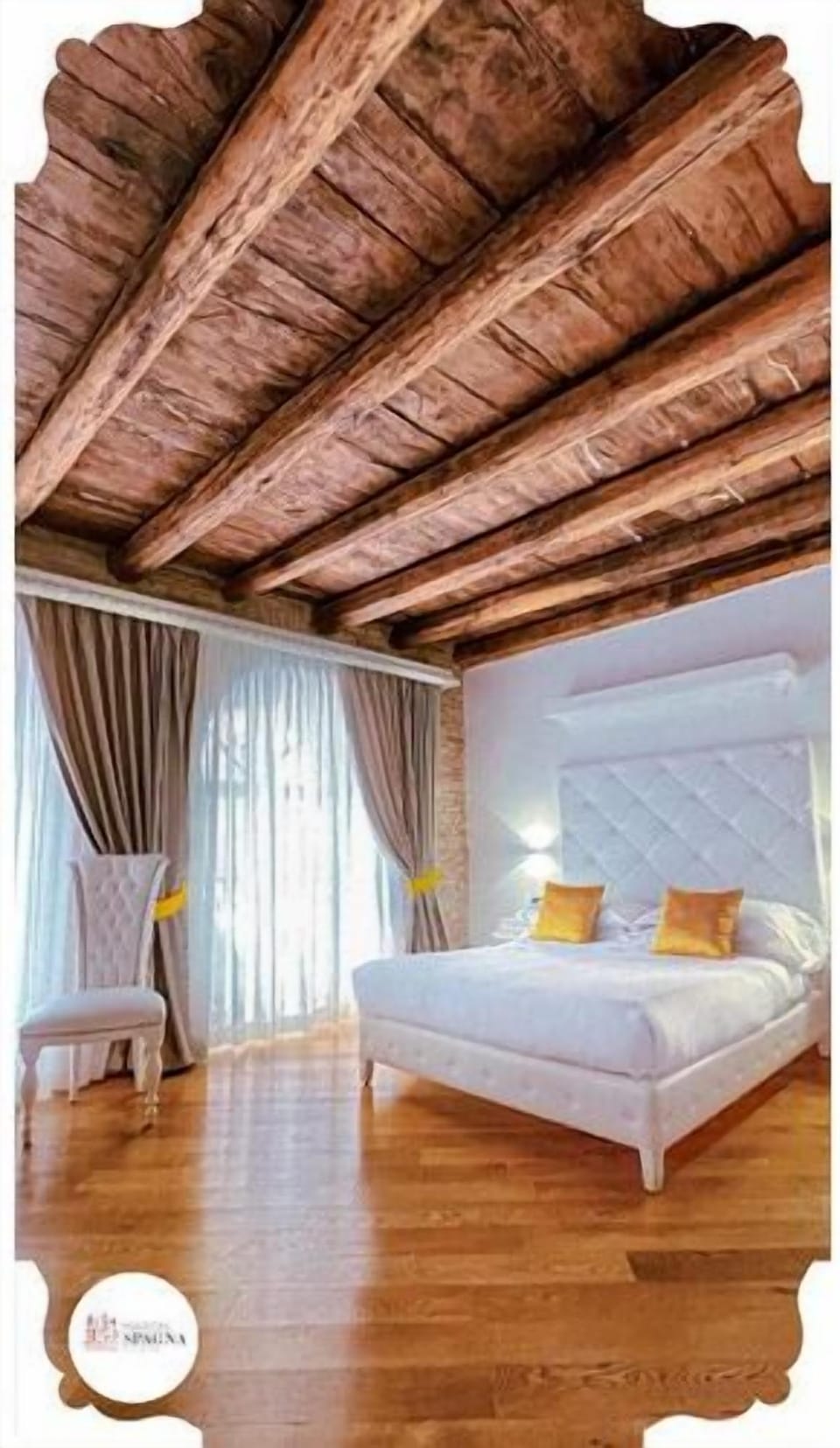 Deluxe Quadruple Room (Pantheon) | In-room safe, desk, soundproofing, iron/ironing board