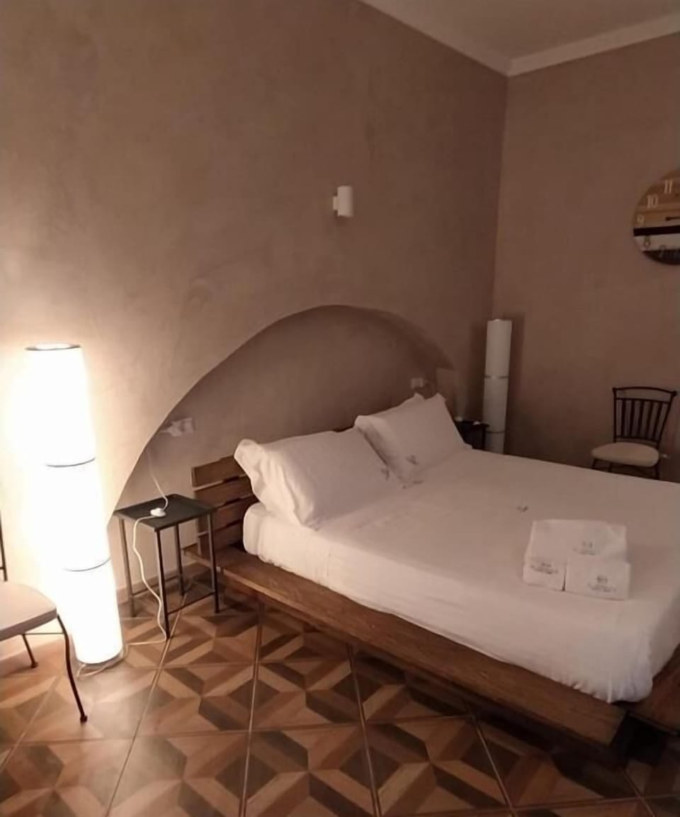 1 bedroom, in-room safe, free WiFi