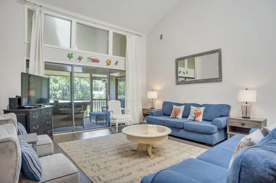 Lounge & relax in this spacious living room