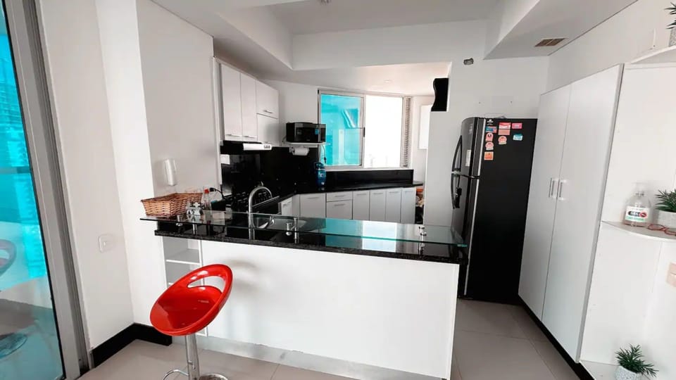 Cocina equipada.