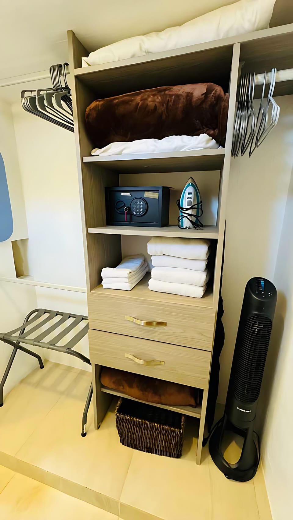 House, 1 Bedroom, Smoking, Balcony | Interior