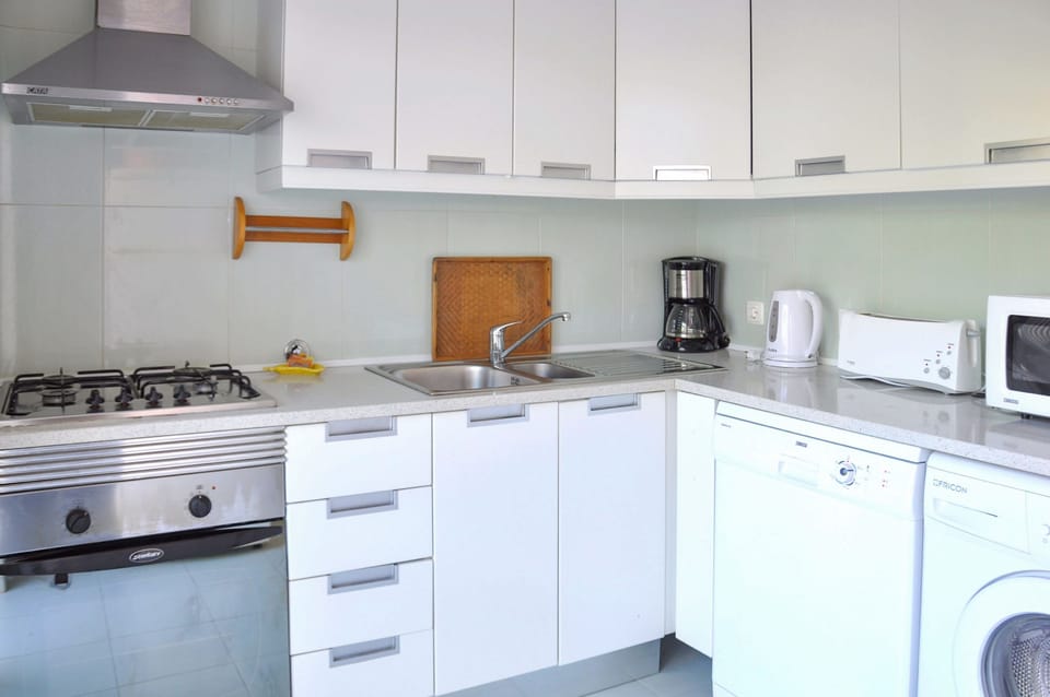 Kitchen with appliances