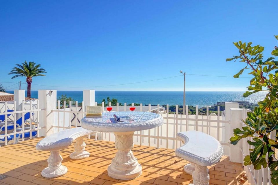 Blissful balcony views
