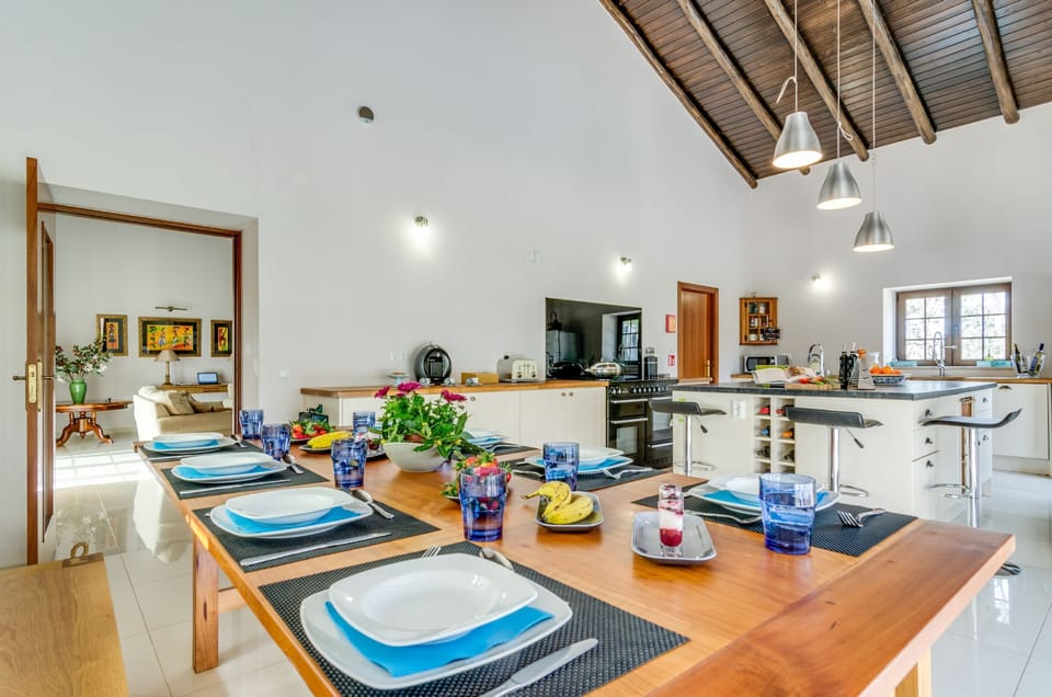 Open plan dining area