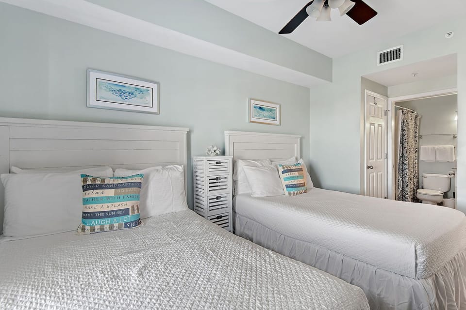 Guest bedroom