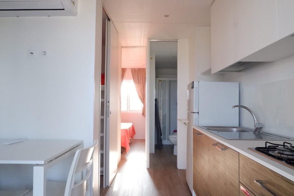 Deluxe Mobile Home, Air conditioning, Sea View | Living area