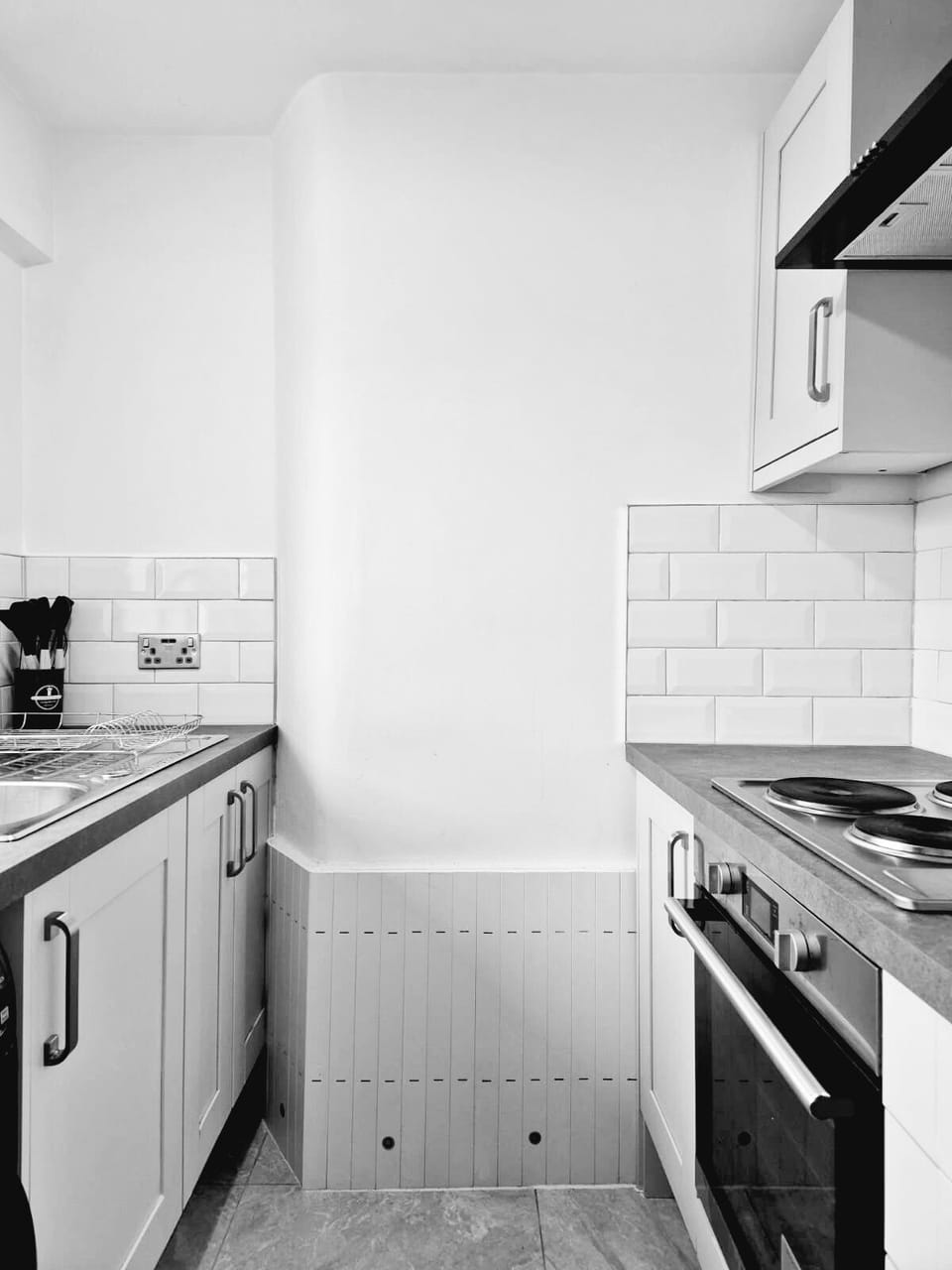 Apartment | Private kitchen | Fridge, microwave, oven, stovetop