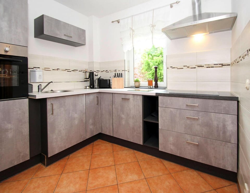 House | Private kitchen | Highchair