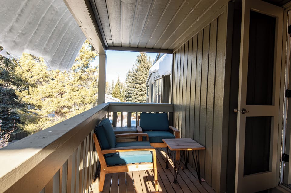 Upstairs Balcony