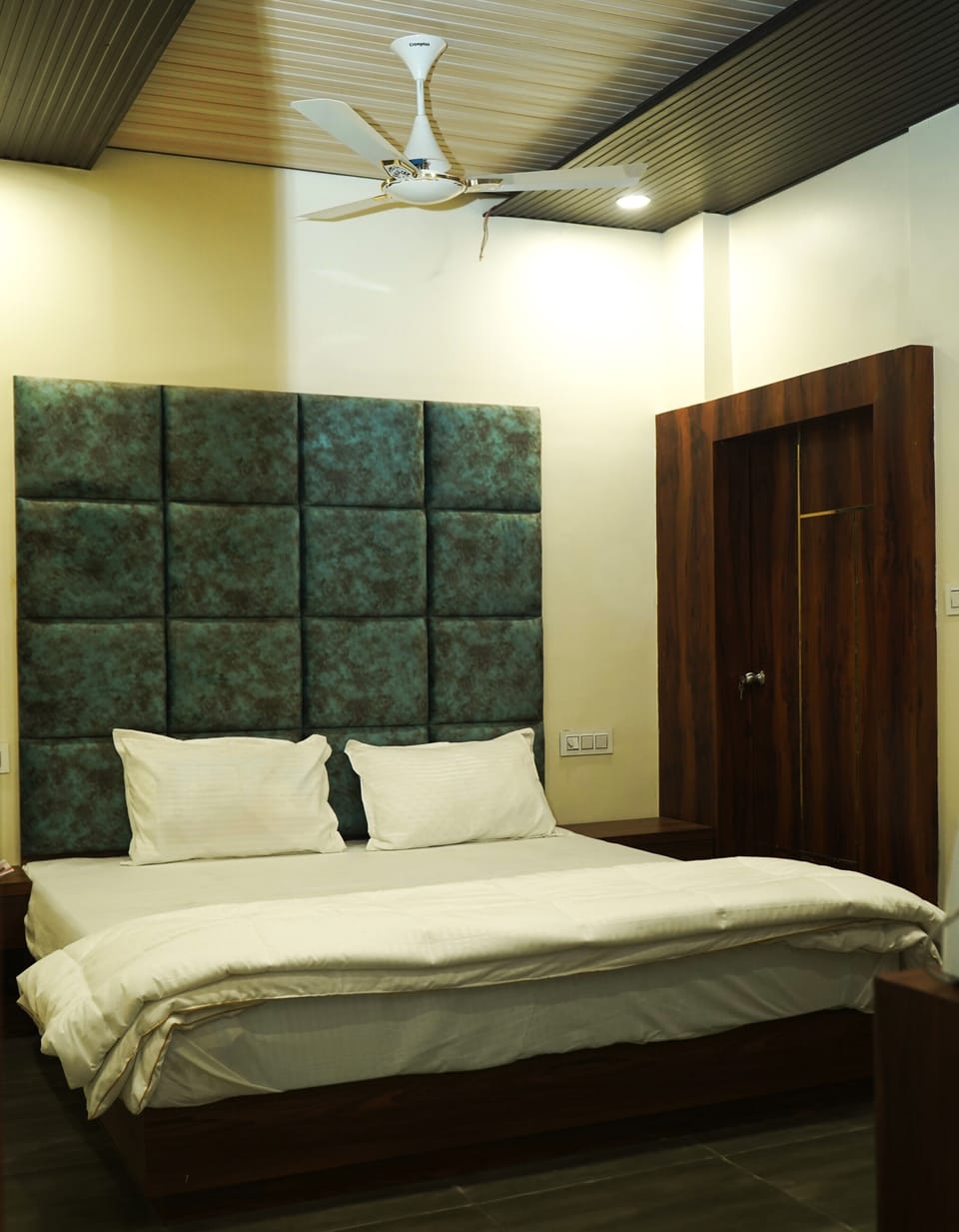 Suite Room | WiFi (free)