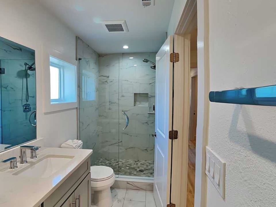 Primary Bathroom - Walk-in Shower
