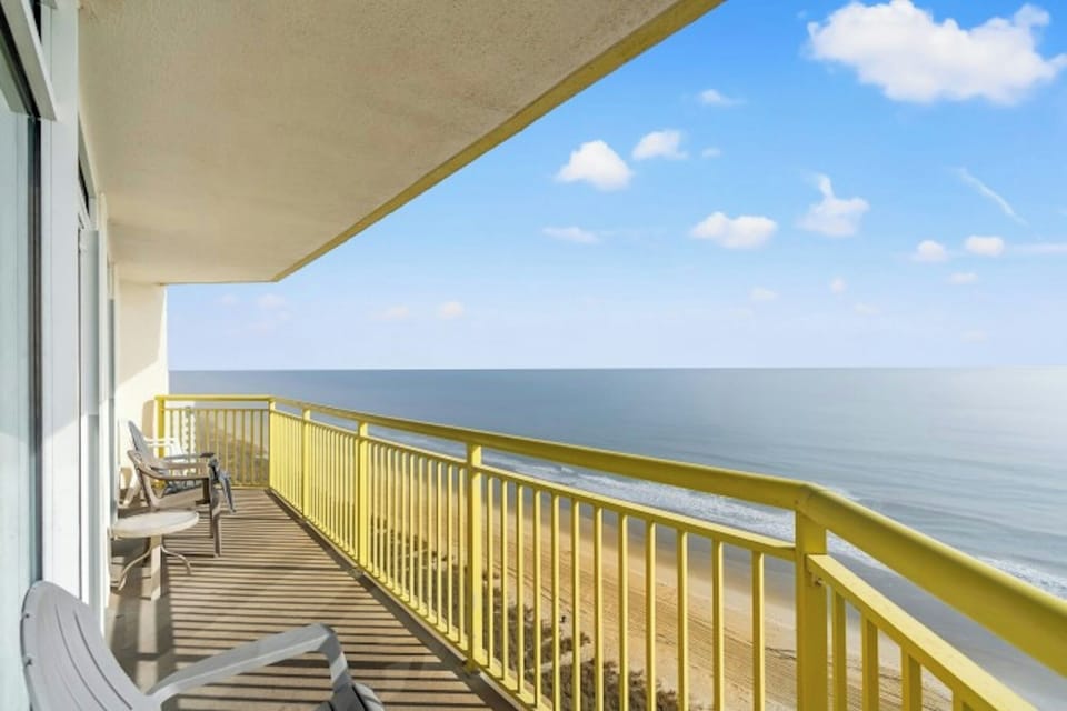 Sit down with a cup of coffee while watching the waves.