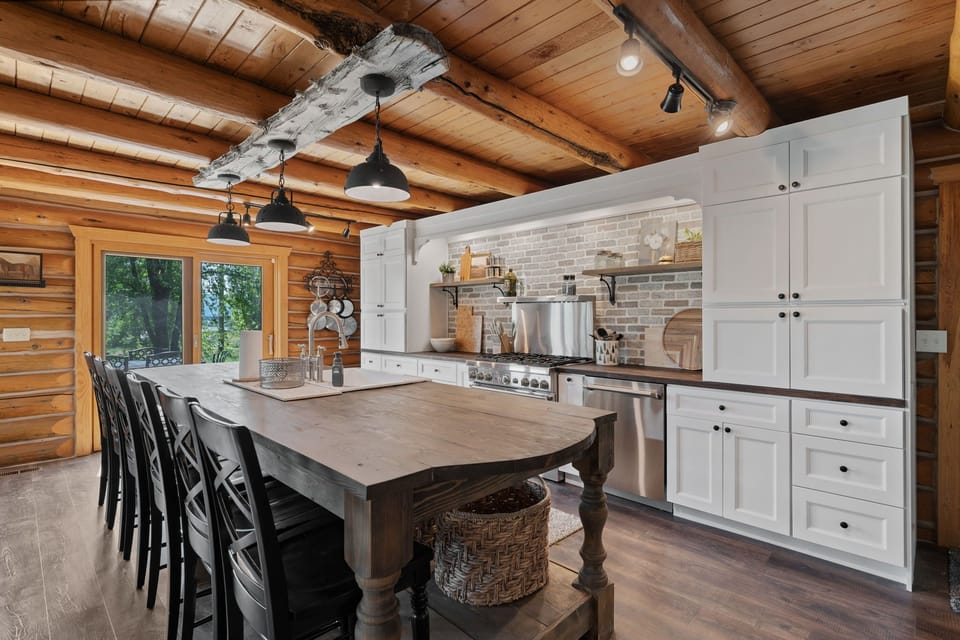 Large Family Kitchen 
