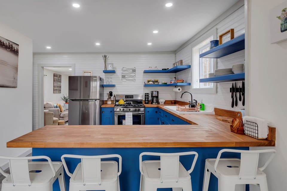 So much space for big meals!