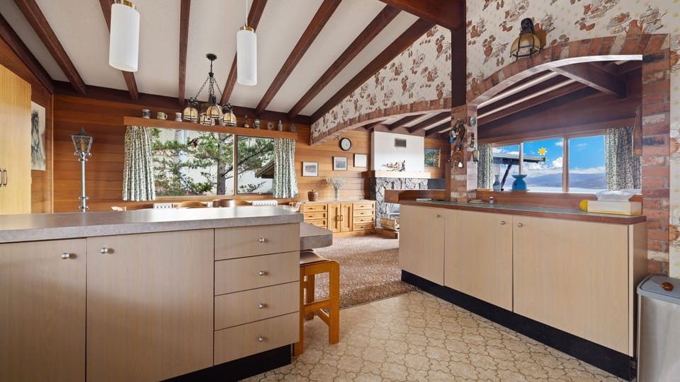 Kitchen, living